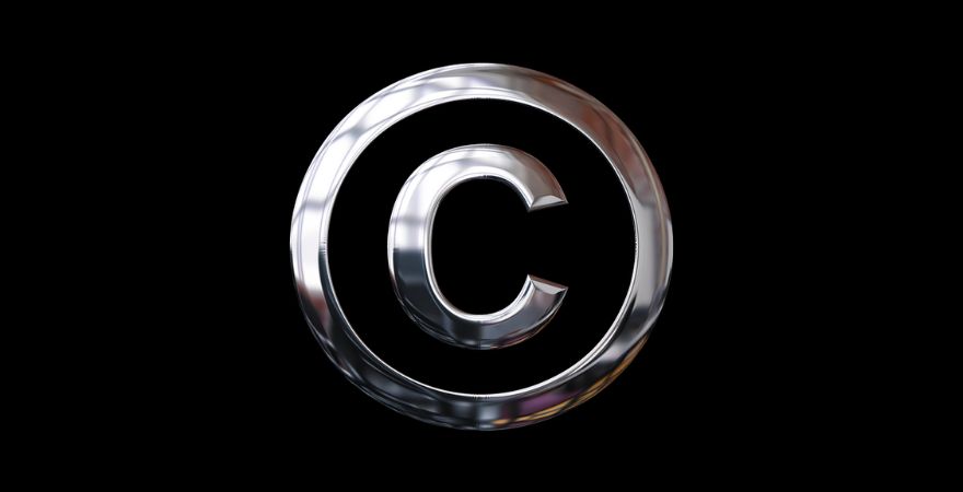 フリー素材って何?画像の著作権についてと使用するときの注意点