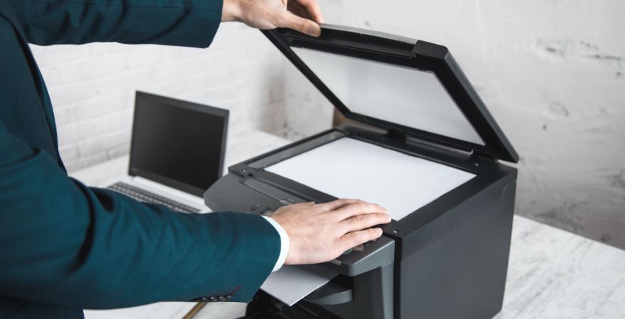 デジタルFAXとは?導入するメリットや注意点も解説