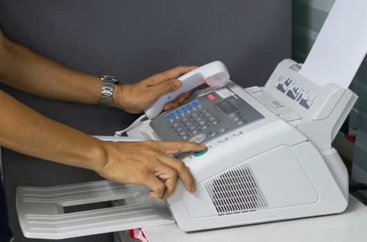 複合機とインターネットFAXを比較すると?
