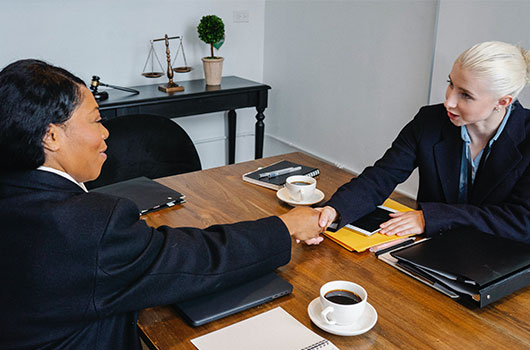 個人事業主としての業務委託:手続きとリスク管理